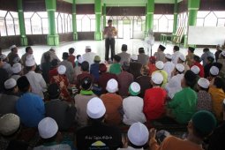 Kapolda Jambi gelar polisi peduli masyarakat ke ponpes
