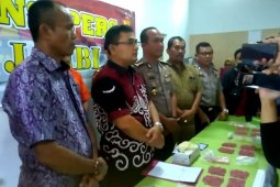 Polda Jambi tangkap kurir 4.000 butir ekstasi berjaringan internasional