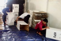 KPU Kota Jambi mulai rakit kotak suara