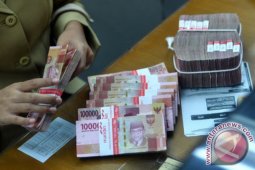 Rupiah akhir pekan terkoreksi defisit neraca perdagangan