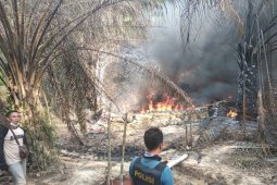 Sumur minyak ilegal terbakar, satu korban dikabarkan kritis