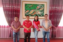 Veronica Listy mohon dukungan warga Sekadau