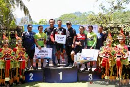 Ajang Balap Sepeda di Perkebunan Kakao Banyuwangi Berlangsung Semarak