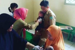 Dinkes Bangka berikan obat cacing pada balita