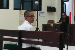 Kepala Kantor Pajak Ambon didakwa terima suap