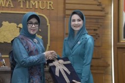 Arumi Bachsin Jabat Ketua PKK Jatim Gantikan Bude Karwo