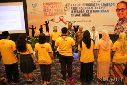 Mensos: Penanganan HIV/AIDS harus komprehensif