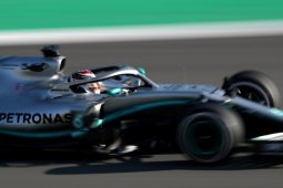 Mercedes khawatir terganggu Brexit, rival Ferrari lebih diuntungkan