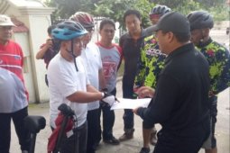Wako Pangkalpinang dan Gubernur Babel bersepeda bersama "Natak Kampung"