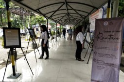 Daop Surabaya Gandeng Unair Hibur Penumpang Dengan Pameran Foto Rantau