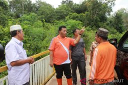 Bupati Madina tinjau sumber mata air untuk Aek Banir dan Sipapaga