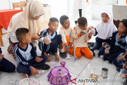 "Mata Garuda Gorontalo" Ajak Siswa Berkreasi Dengan Sampah