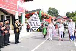 Pawai budaya meriahkan hari jadi kota Takengon