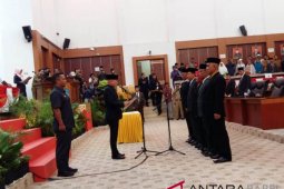Didit lantik lima anggota PAW DPRD Babel