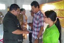 112.417 masyarakat Buleleng terima KIS "UHC"