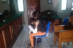 Pelaku penyiraman cairan beracun disidangkan