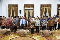 Gubernur-Bupati/Wali Kota se-Jatim Bacakan Komitmen Pemberantasan Korupsi Terintegrasi