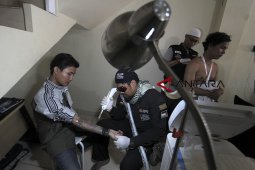Hapus tato gratis