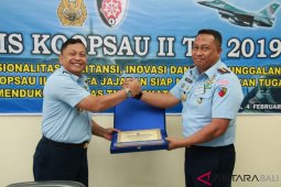 Lanud Gusti Ngurah Rai Bali terima penghargaan dari Pangkoopsau II