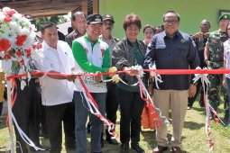 Mercy Barends : sumur artesis atasi krisis air di Maluku