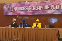 Caleg perempuan hanya berkutat pada isu gender, kata Dedi Mulyadi
