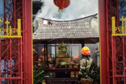 Imlek di Bandung diwarnai kebakaran Vihara Dharma Bhakti