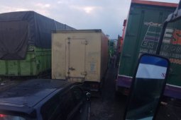 Pengendara keluhkan kemacetan panjang di Jembatan Menggala