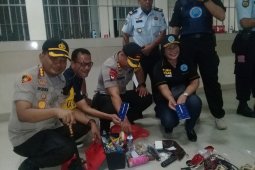 Tim gabungan temukan barang terlarang di LP Kerobokan