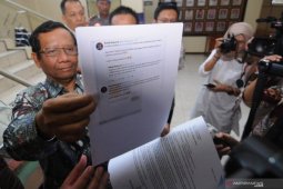 Mahfud MD laporkan akun penyebar berita bohong