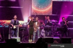 Rossa tampil "ngejazz" untuk pertama kali di panggung Java Jazz 2019