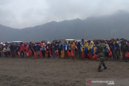 Balai Besar TNBTS gelar Gerakan Bersih Sampah di Gunung Bromo