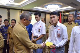 142 ribu siswa SMA/SMK Kalbar sekolah gratis