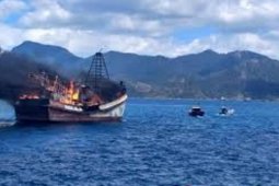Curi ikan di perairan Indonesia, Lanal tenggelamkan tiga kapal Vietnam