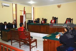 Pengacara Bonaran minta kliennya dibebaskan karena dakwaan kabur