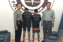 Polisi Tebing tinggi bekuk dua maling beterai lampu jalan