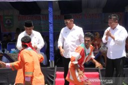 Pawai karnaval meriahkan HUT Madina ke-20