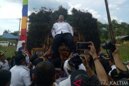 Ismunandar dan Kasmidi Bulang Hadir Lepas Ogoh-Ogoh Nyepi