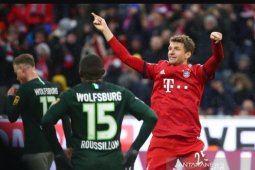 Cukur Wolfsburg 6-0, Muenchen melejit ke puncak