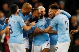 Sterling cetak tiga gol saat Manchester City menang 3-1 atas Watford
