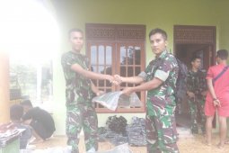 Mabes TNI  bantu Satgas TMMD perlengkapan lapangan