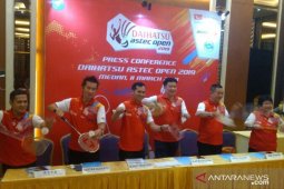Ratusan pebulu tangkis muda bersaing di  Daihatsu Astec Open
