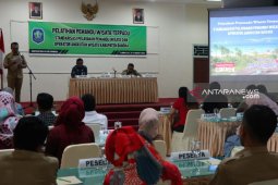 Pemkab Bangka berikan pelatihan kepada pemandu-operator angkutan wisata