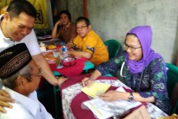 Politisi Golkar targetkan 1.500 titik layanan pengobatan gratis