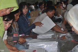 KPU Kotabaru usul tambahan 10.000  lembar surat suara