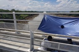 BPBD Bojonegoro tak berwenang tangani longsor Bengawan Solo