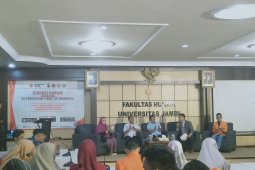 Polda Jambi gandeng Unja gelar diskusi publik menangkal hoaks