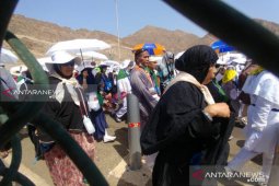 Jemaah dan petugas yang sudah berhaji dikenakan biaya visa
