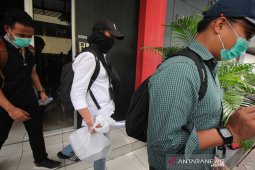 KPK amankan empat orang lain bersama Romahurmuziy