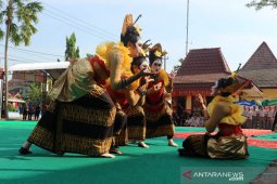 Tari Thengul massal digelar Pemkab Bojonegoro pada Juli