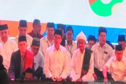 Joko Widodo hadiri "Doa Satukan Negeri" di Medan